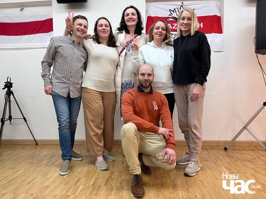 Швейцарскія беларусы віншуюць з Днём Волі Швейцарскія беларусы віншуюць з Днём Волі