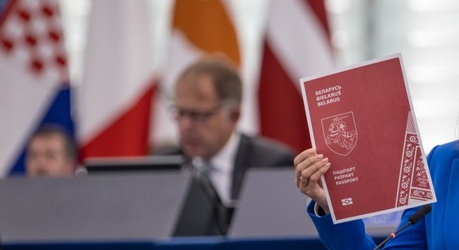 Ці будзе прызнаны новы беларускі пашпарт у свеце? У прызнанні пашпарта новай Беларусі краінамі ЕС мы разлічваем на "эфект даміно" — Валер Кавалеўскі