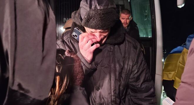 Найбуйнешы абмен ваеннапалоннымі паміж Расіяй і Украінай З расійскага палону дадому вярнуліся 230 чалавек. ФОТА