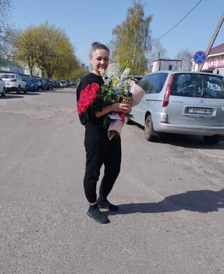 Фота з фэйсбука мастачкі Нікі Сандрас Фота з фэйсбука мастачкі Нікі Сандрас