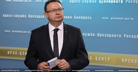 Піневіч лічыць заробкі медыкаў не заробкам, а «падарункам, Лукашэнкі, які трэба адпрацаваць»