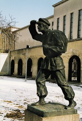 Помнік кніганошам у Коўне Помнік кніганошам у Коўне