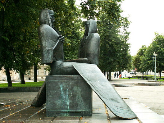 pomnik_lazdzinu_pjaleda_vilnja.jpg pomnik_lazdzinu_pjaleda_vilnja.jpg