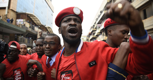 Чорны Майдан: ці зменіць рэпер тырана?