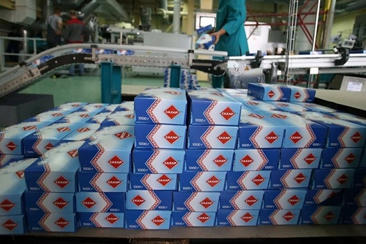 prom_4.jpg prom_4.jpg