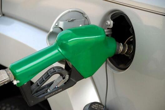 pumping_gas_1631634_1280.jpg pumping_gas_1631634_1280.jpg