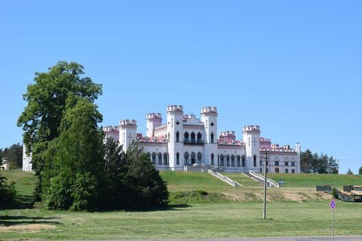 puslouskich_palac_r2c4p.jpg puslouskich_palac_r2c4p.jpg