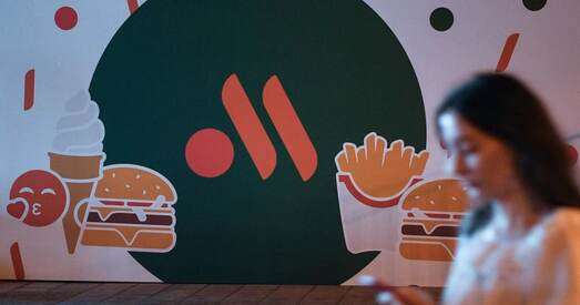 Лога расійскага Макдональдс скрадзена ў партугальцаў