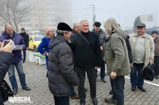 Перад пачаткам разгляду апеляцыі па "справе РЭП" у Мінгарсудзе. Перад пачаткам разгляду апеляцыі па "справе РЭП" у Мінгарсудзе.