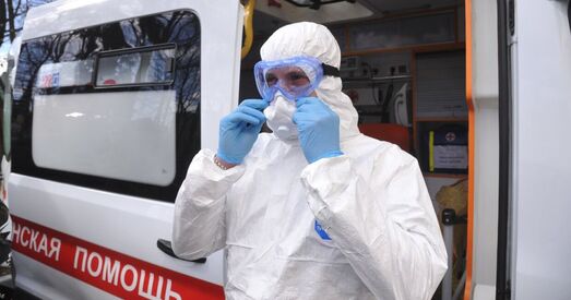 Заходніх вакцын ад COVID-19 пакуль не будзе