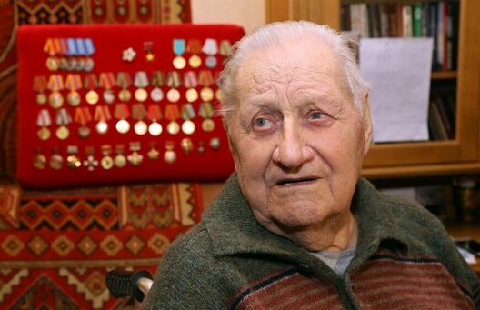 sakalou220405_wu6l3.jpg sakalou220405_wu6l3.jpg