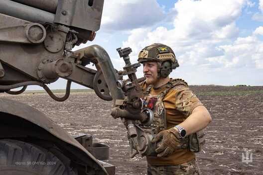 saldat_ukraina.jpg saldat_ukraina.jpg