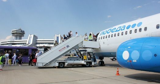 Чаму расійская авіякампанія «Перамога» прыпыняе рэйсы ў Мінск?