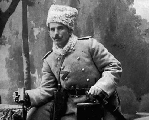 scale_1200_5.jpg scale_1200_5.jpg