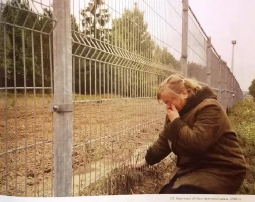 Галіна Пазняк каля беларускай мяжы Галіна Пазняк каля беларускай мяжы
