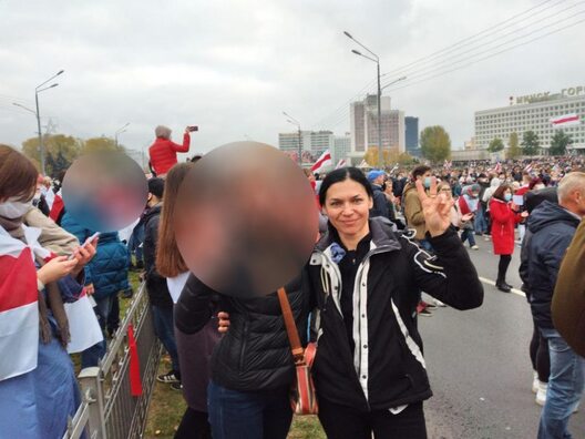 Іна на адным з Маршаў Іна на адным з Маршаў