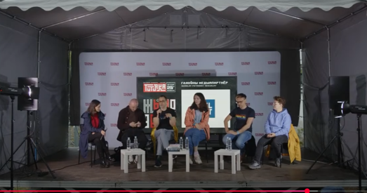 Літоўскі дэпутат-гамафоб спрабаваў сарваць дыскусію на фэсце Тутака