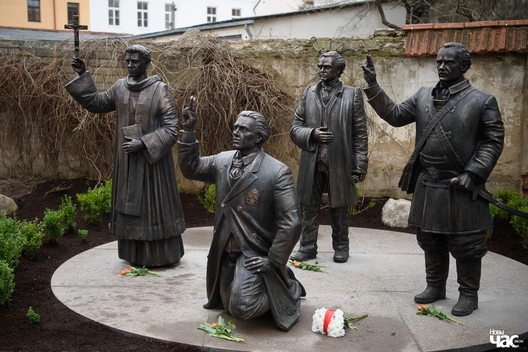 Скульптурная кампазіцыя ў памяць пра паўстанне 1863-1864 гадоў Скульптурная кампазіцыя ў памяць пра паўстанне 1863-1864 гадоў