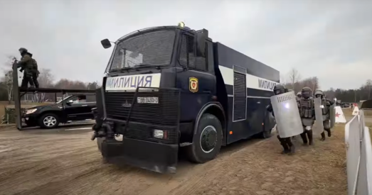 Сілавікі рыхтуюцца абараняць Лукашэнку