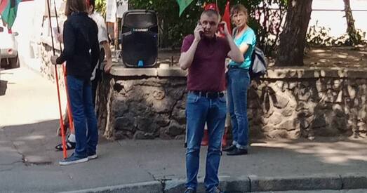 «Ябацек» нідзе не любяць. Перад пасольствам Беларусі ва Украіне адбылася бойка