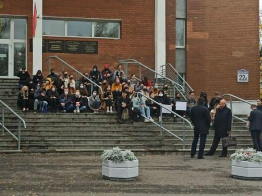 studenty_bgeu_1.jpg studenty_bgeu_1.jpg