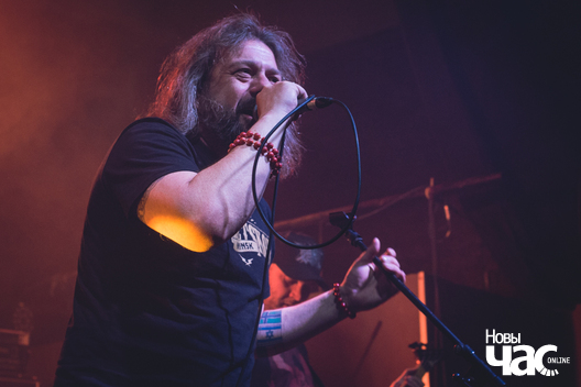 2/29 svjata_troh_parsjuczkou__pavel_aksinovicz__2__logo.jpg