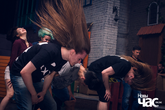 6/29 svjata_troh_parsjuczkou__pavel_aksinovicz__7__logo.jpg