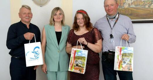 «Развялі» чыноўнікаў? Гродзеншчыну наведала фэйкавая дэлегацыя Падляскага ваяводства