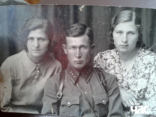 u_sjamejnym_kole_logo.jpg u_sjamejnym_kole_logo.jpg