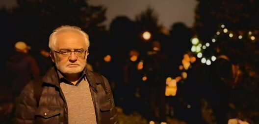 Філосаф, публіцыст Уладзімір Мацкевіч, які знаходзіцца пад следствам у СІЗА, трымае галадоўку пяты дзень. Філосаф, публіцыст Уладзімір Мацкевіч, які знаходзіцца пад следствам у СІЗА, трымае галадоўку пяты дзень.