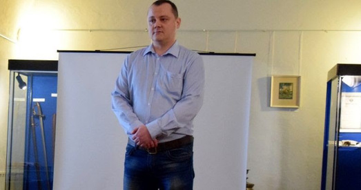 Міліцыя вярнула актывісту канфіскаваныя кампутары