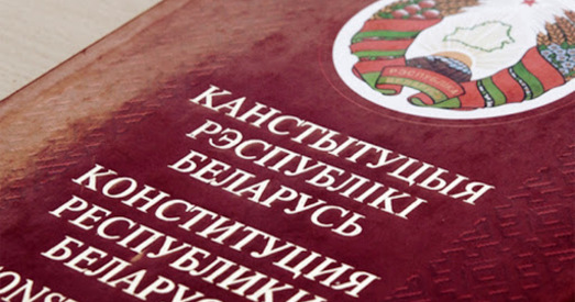 «Абрынецца, небарака». Лукашэнка зноў выказаўся пра жанчын і канстытуцыю