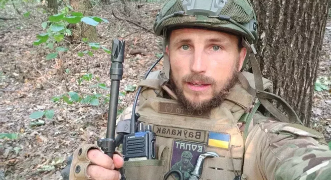 Дзяніс Урбановіч паранены пад Бахмутам Пад Бахмутам паранены Дзяніс Урбановіч. Гэта яго чацвёртае раненне ва Украіне