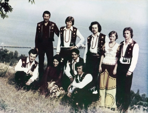 Вакальна-інструментальны ансамбль «Рытмы Карпат» у нацыянальным строі Вакальна-інструментальны ансамбль «Рытмы Карпат» у нацыянальным строі