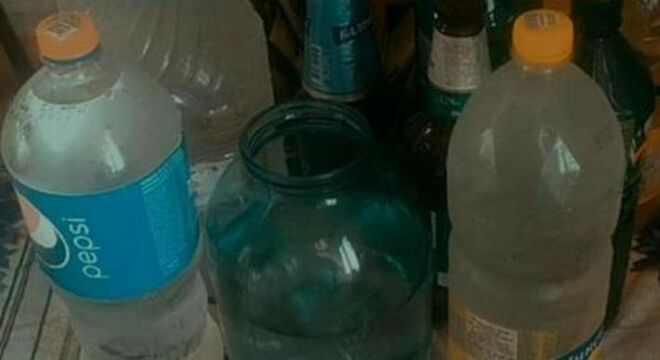 «У +35 ні памыцца, ні ў прыбіральню схадзіць». Чацвёртыя суткі перабоі з вадой у Ляхавічах «У +35 ні памыцца, ні ў прыбіральню схадзіць». Чацвёртыя суткі перабоі з вадой у Ляхавічах