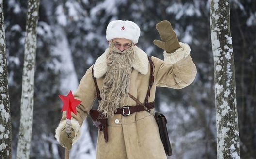 Партызанскі Дзед Мароз. Фота: БЕЛТА Партызанскі Дзед Мароз. Фота: БЕЛТА