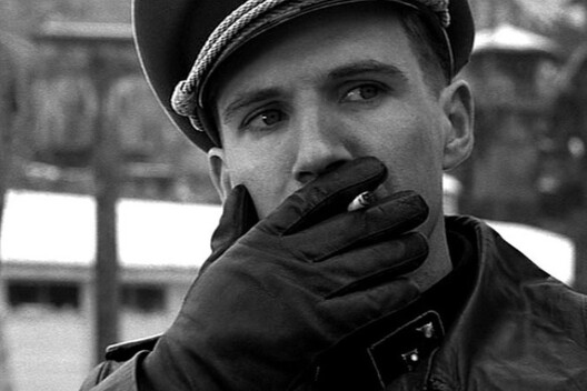 Кадр з фільму «Спіс Шындлера» (1993), прысвечанага Халакосту ў Кракаве Кадр з фільму «Спіс Шындлера» (1993), прысвечанага Халакосту ў Кракаве