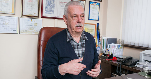 Псіхолаг Уладзімір Янчук: Улада палохаецца ўсяго і ўся