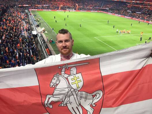 ywi011_n5x4.jpg ywi011_n5x4.jpg