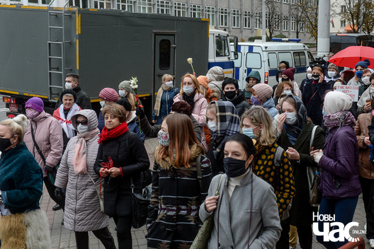 16/48 yyd_4966_logo.jpg