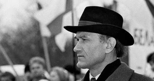 Хто такі Зянон Пазняк. Цікавыя факты з жыцця