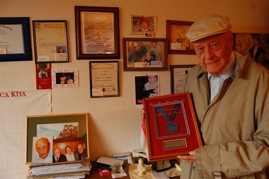 04ad5632029cbfbed8e136e5f6f7ddfa.jpg 04ad5632029cbfbed8e136e5f6f7ddfa.jpg