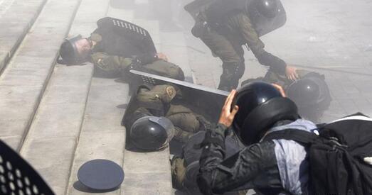 Парашэнка абвінаваціў Маскву ў гібелі людзей каля Рады