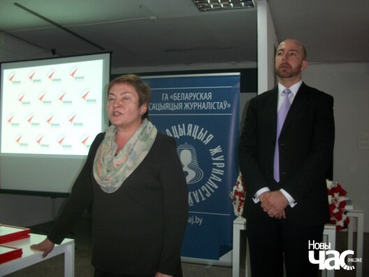 100_6405_logo.jpg 100_6405_logo.jpg