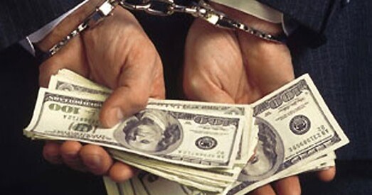 Чыноўнік, якога падазраюць у карупцыі, просіць прэзідэнта аб памілаванні