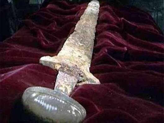 1322488480_mech_svyatoslava.jpg 1322488480_mech_svyatoslava.jpg