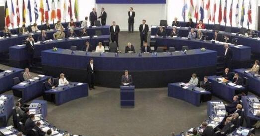 Мікалай Статкевіч: Еўрапарламент не будзе супрацоўнічаць з лукашэнкаўскай “палаткай”