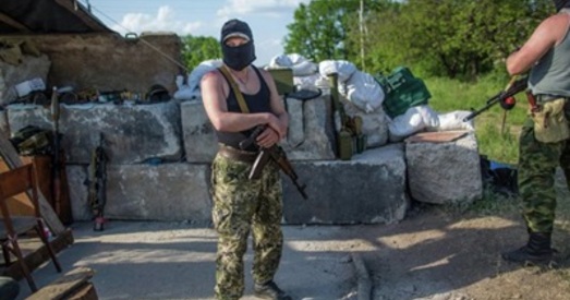 Пад Славянскам і Краматорскам працягваюцца баі, ёсць забітыя — сацсеткі