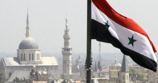 Расія размясціла ў Сірыі 28 баявых самалётаў і плануе перакінуць 2000 вайскоўцаў — СМІ