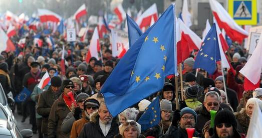 У Польшчы прайшлі дэманстрацыі супраць „пуцінізацыі”